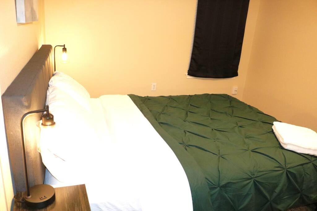 Lubbock Haven 3Beds, 3 Bathsアパートメント エクステリア 写真